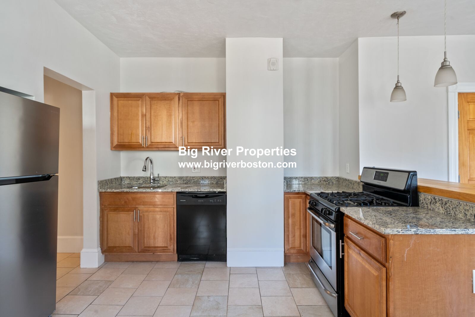 2 Brookdale St, Roslindale