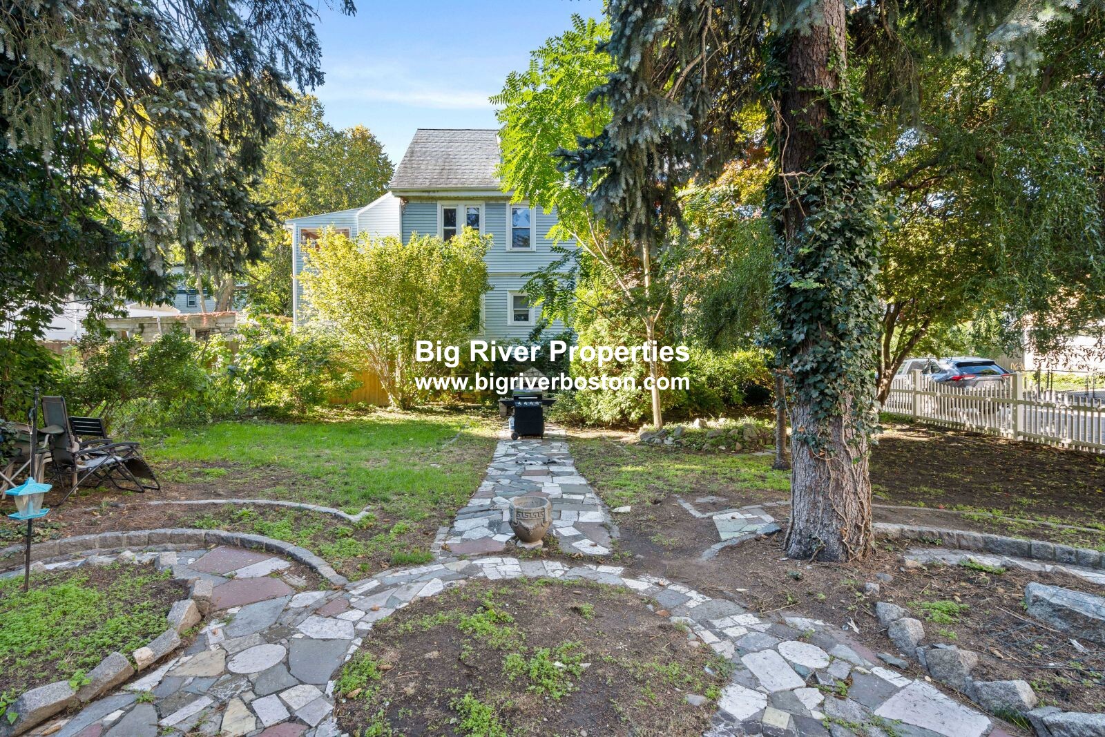 2 Brookdale St, Roslindale