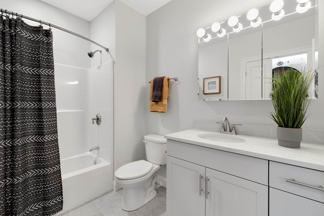 320 Middlesex, Wellington