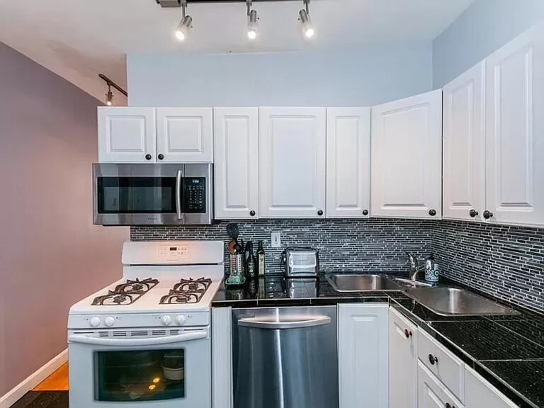 11 Phillips St, Beacon Hill