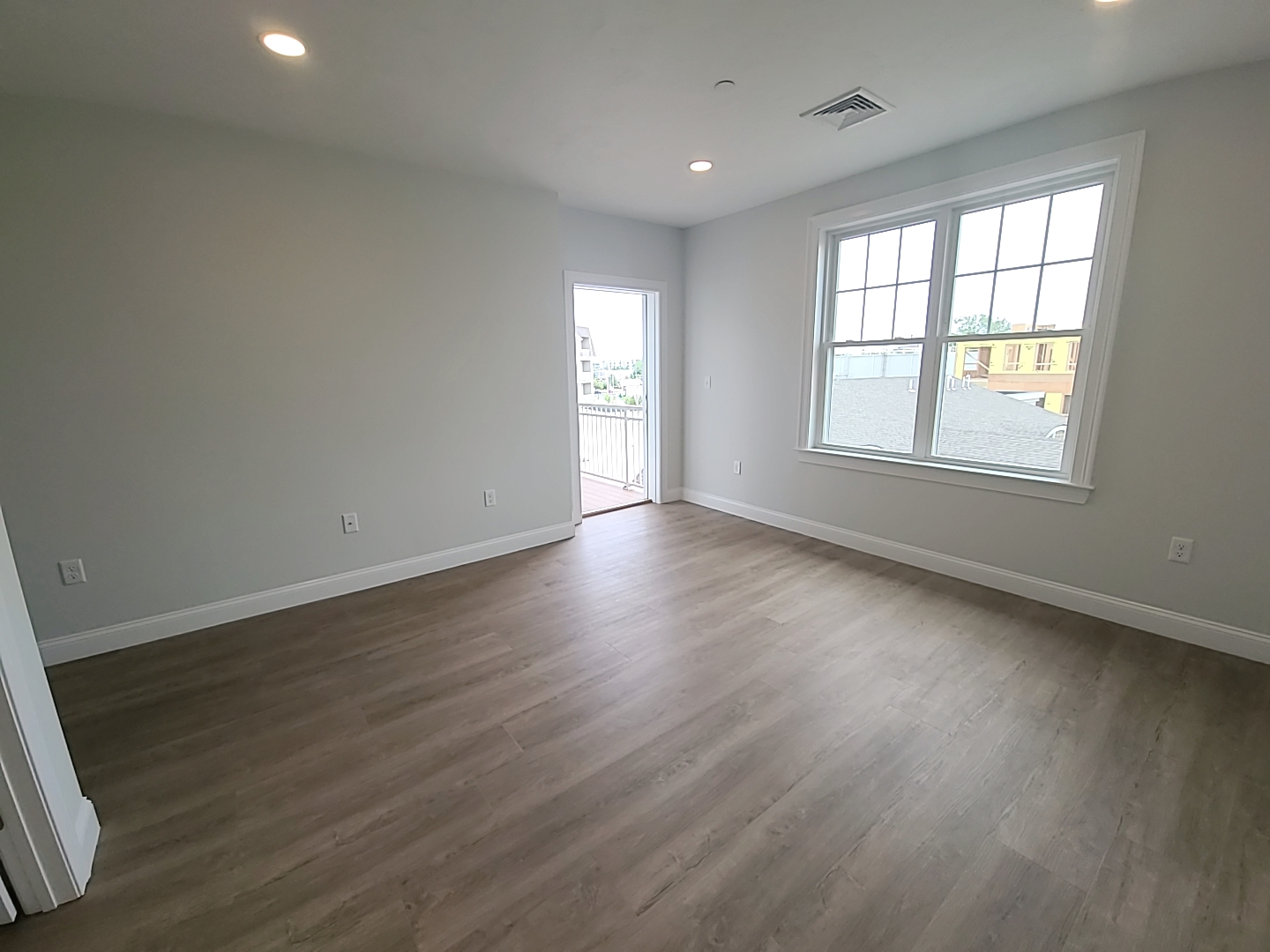 320 Middlesex Ave, Medford