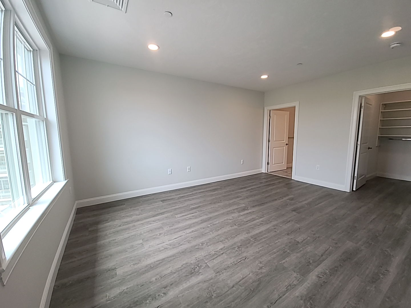 320 Middlesex Ave, Medford