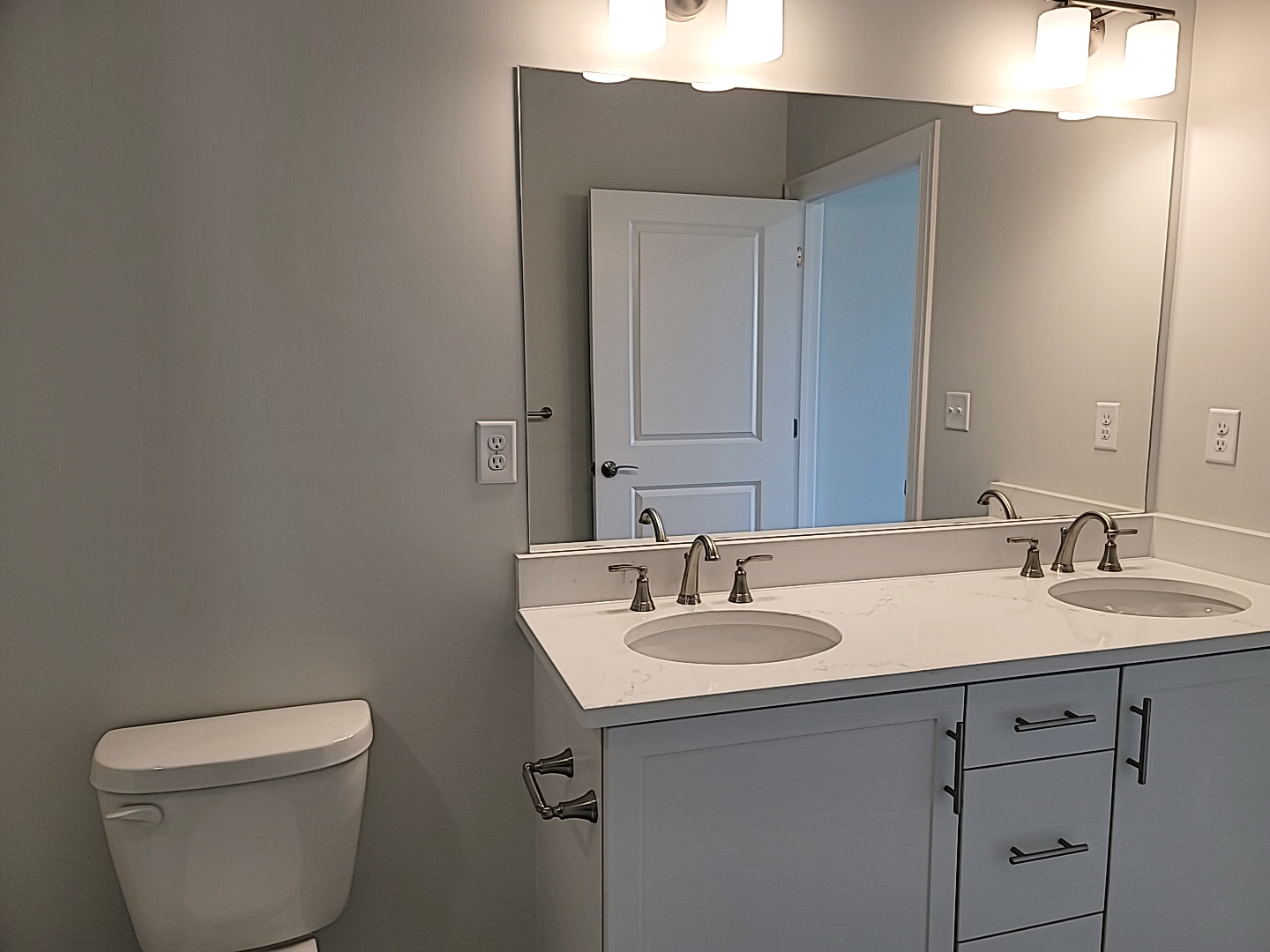 320 Middlesex Ave, Medford