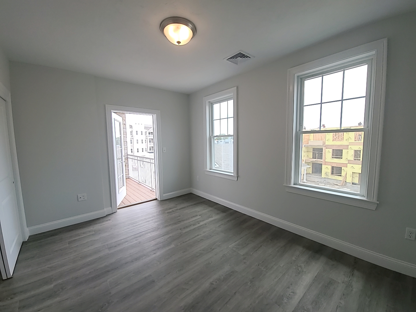 320 Middlesex Ave, Medford