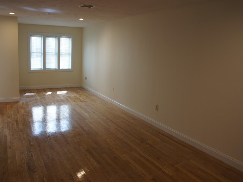 123 Tudor St, South Boston