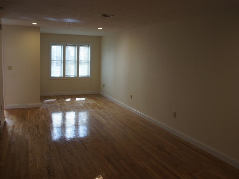 123 Tudor St, South Boston