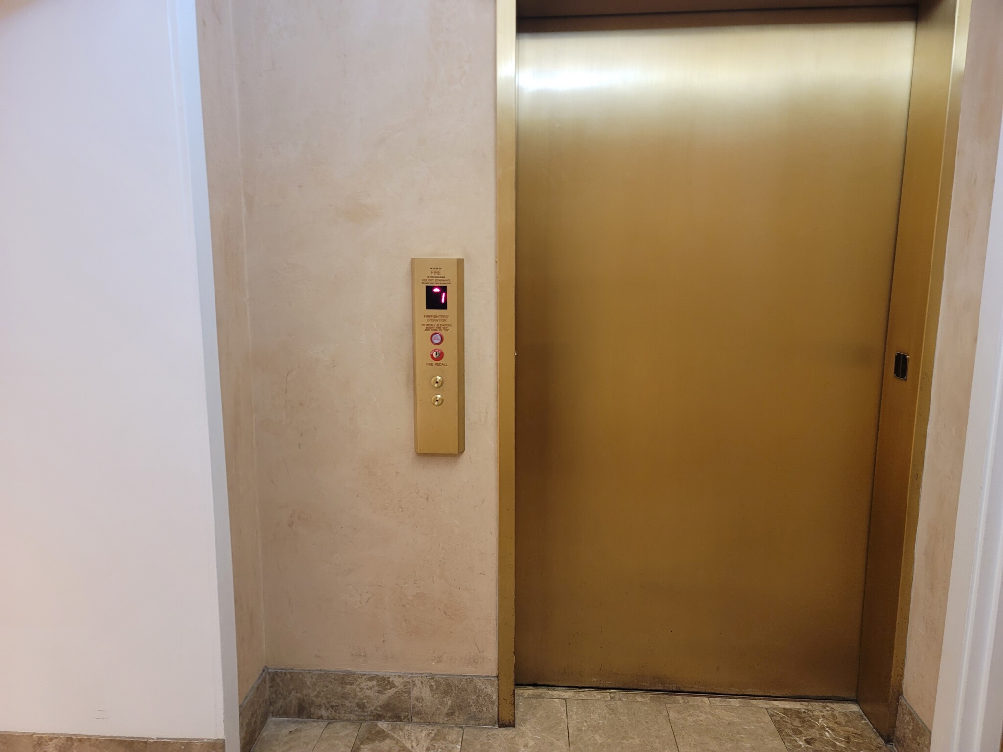 100 Fulton St, North End