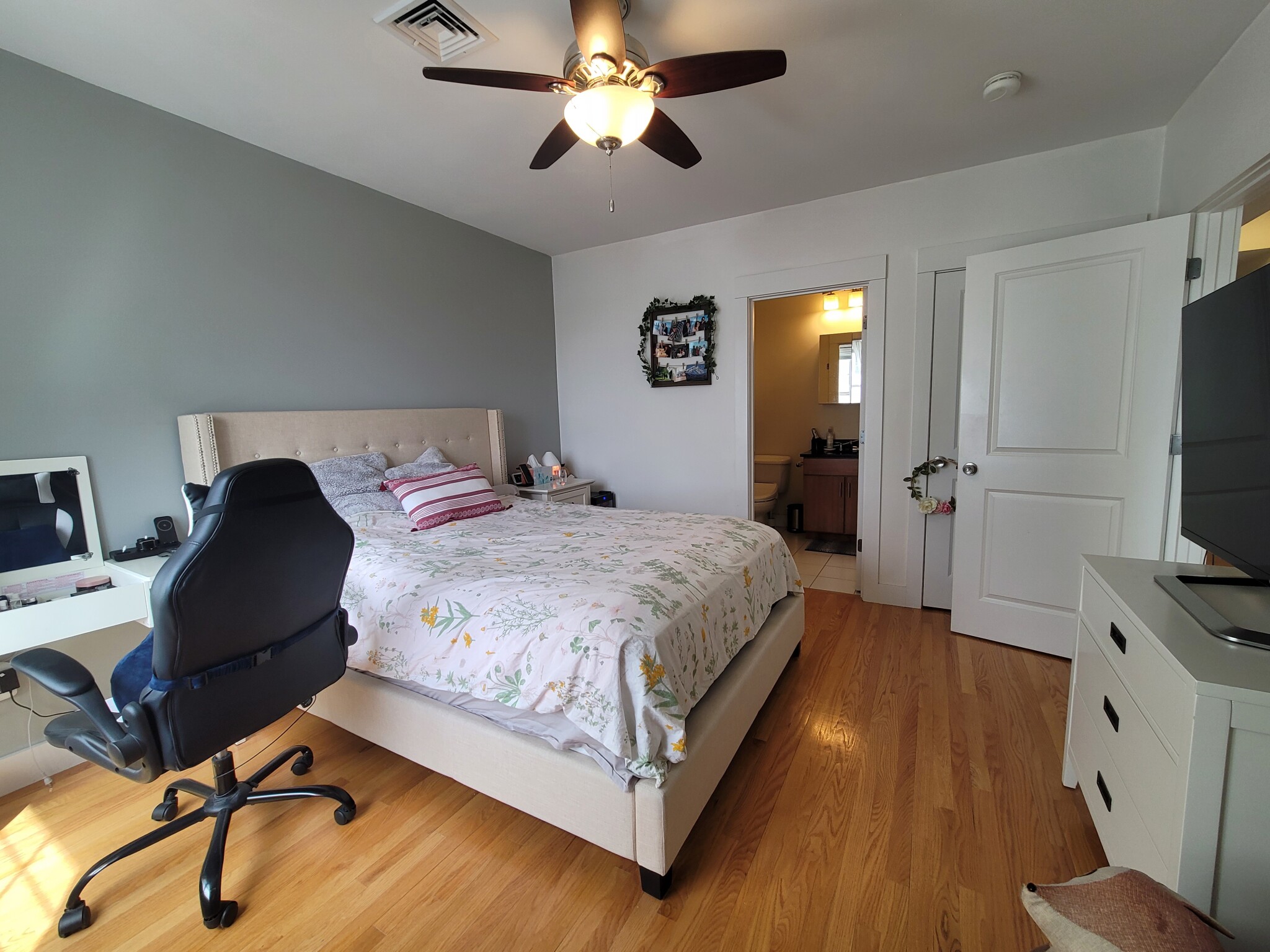 554 Dorchester Ave, South Boston