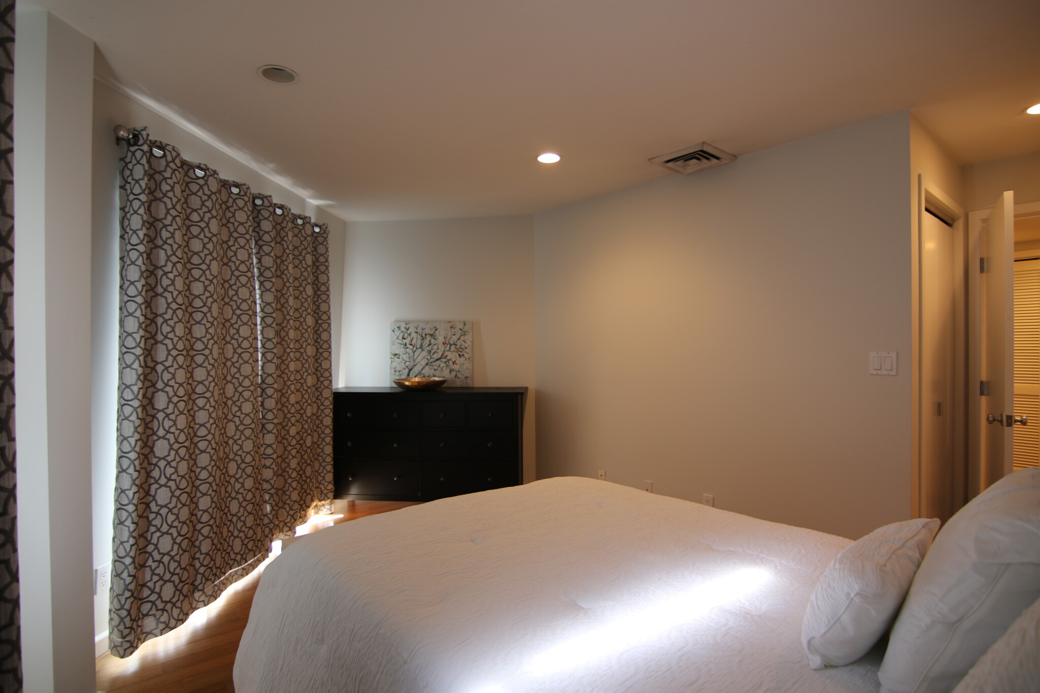 1661 Washington St, South End