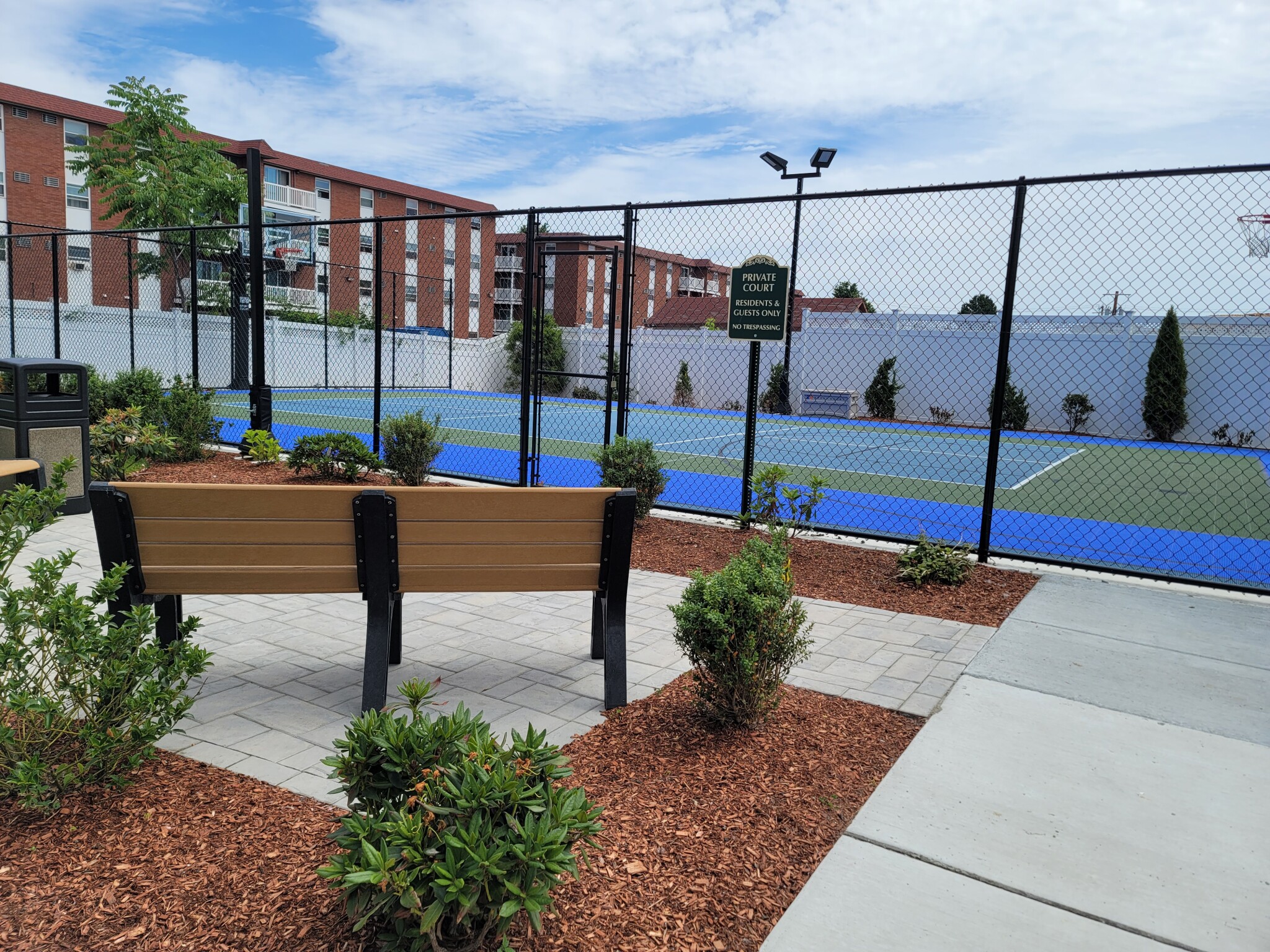 320 Middlesex Ave, Medford