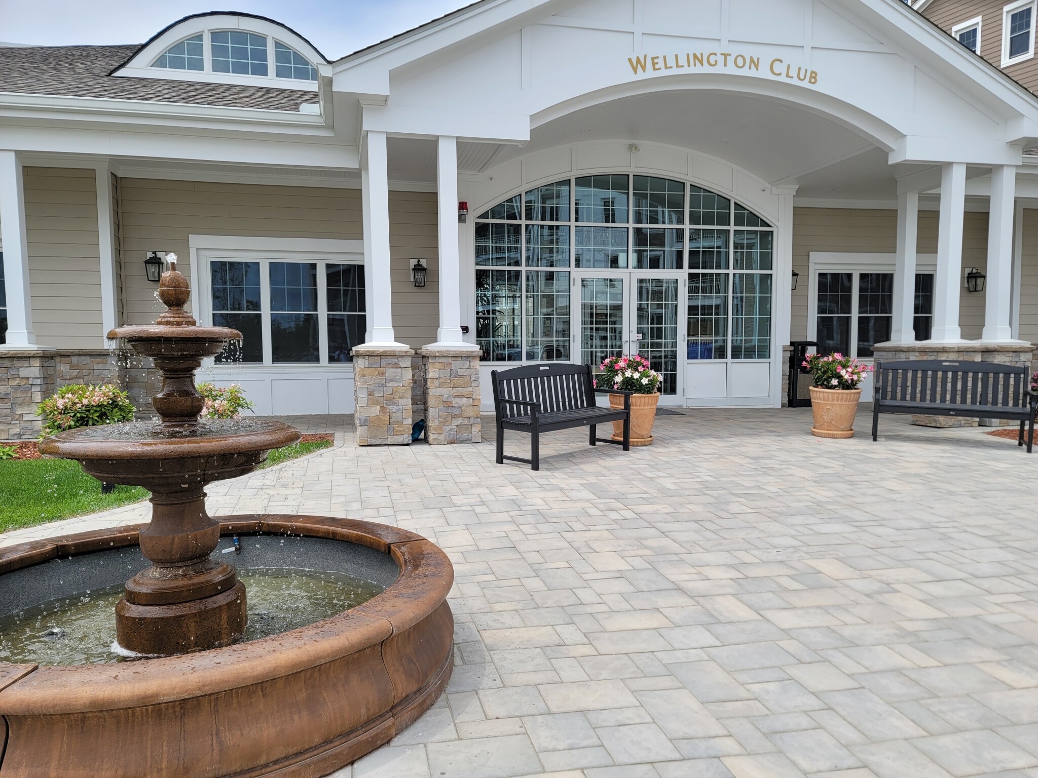 320 Middlesex Ave, Medford