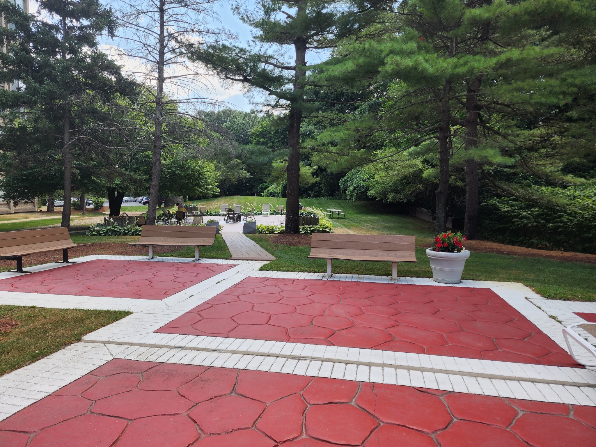 250 Hammond Pond Pkwy, Newton