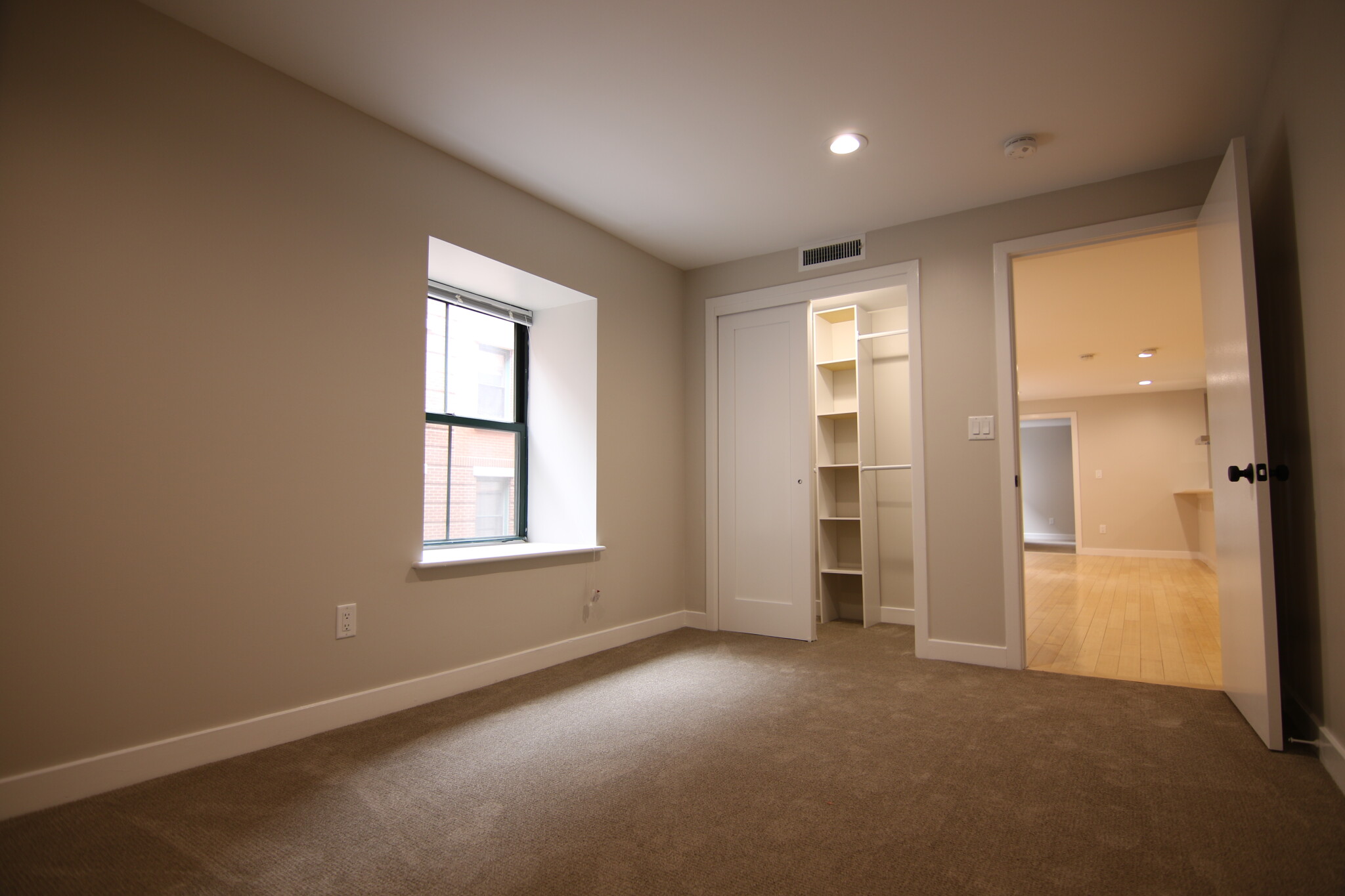 1661 Washington St, South End