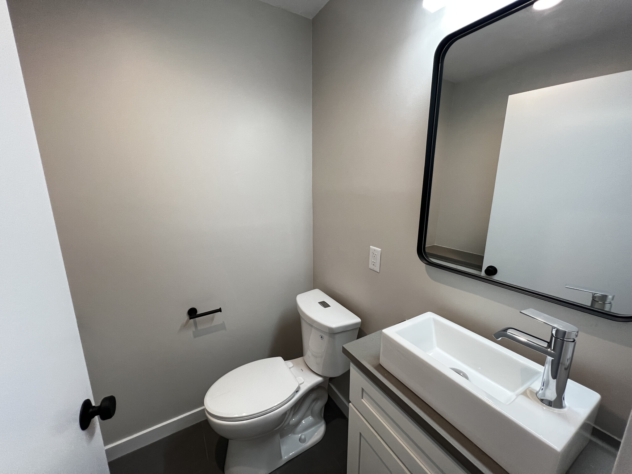 1661 Washington St, South End