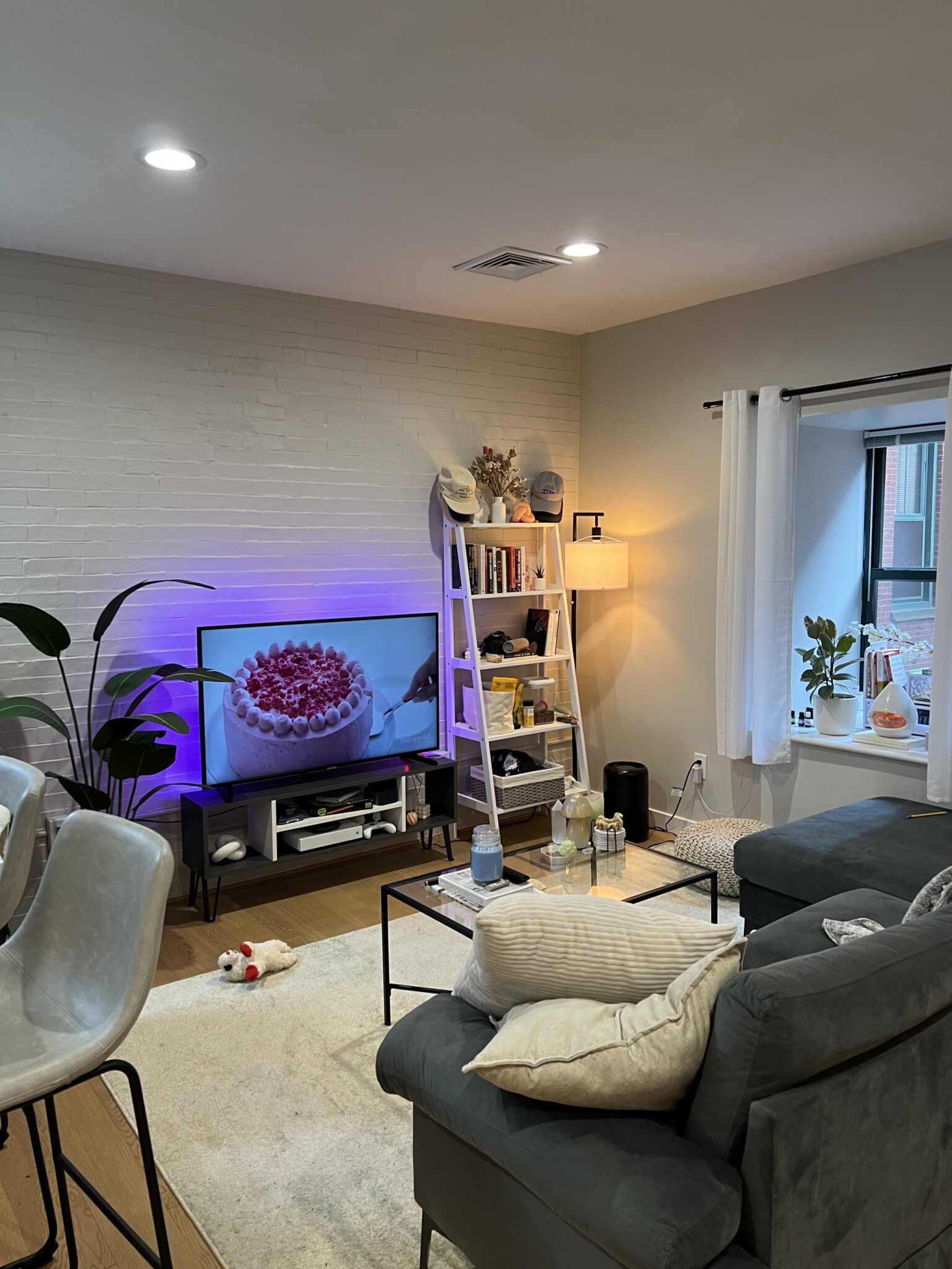 1661 Washington St, South End