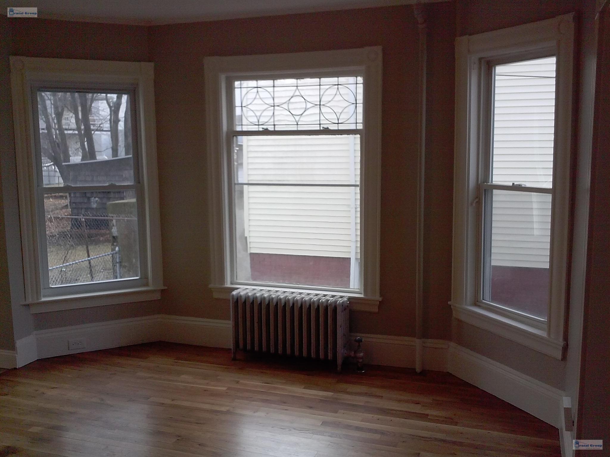 70 Dexter Ave, Mount Auburn (Watertown)