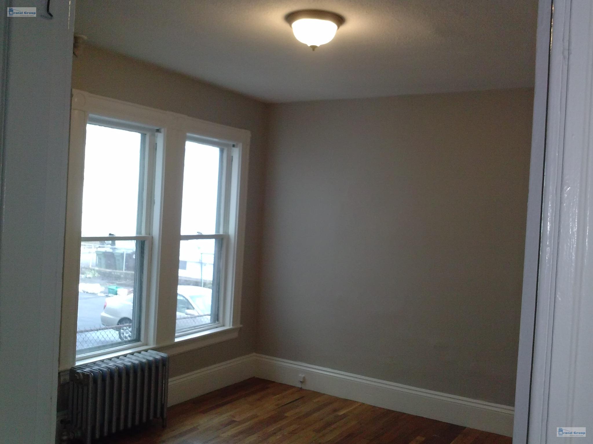 70 Dexter Ave, Mount Auburn (Watertown)