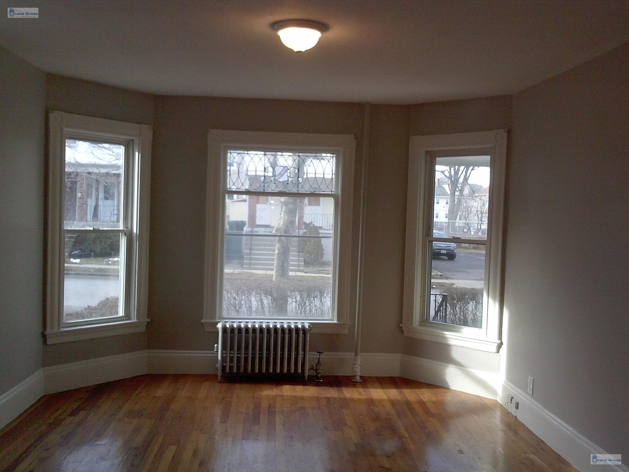 70 Dexter Ave, Mount Auburn (Watertown)