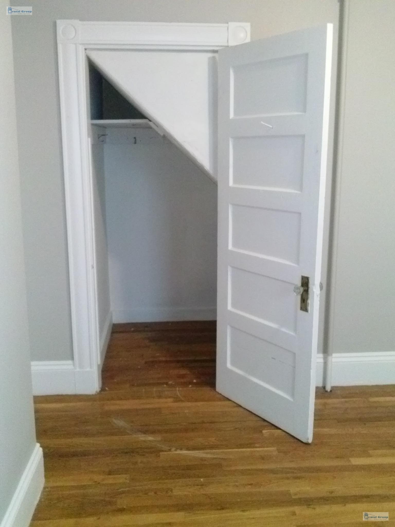 70 Dexter Ave, Mount Auburn (Watertown)