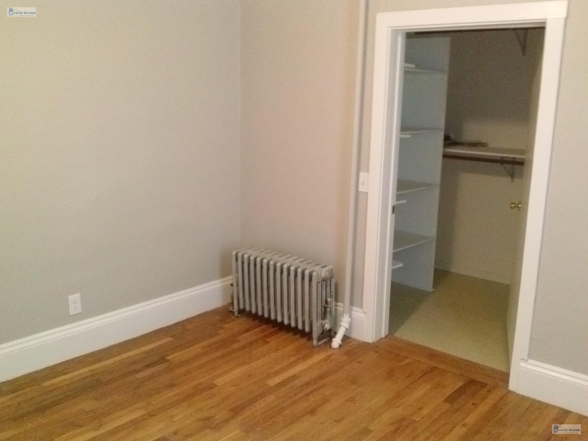 70 Dexter Ave, Mount Auburn (Watertown)