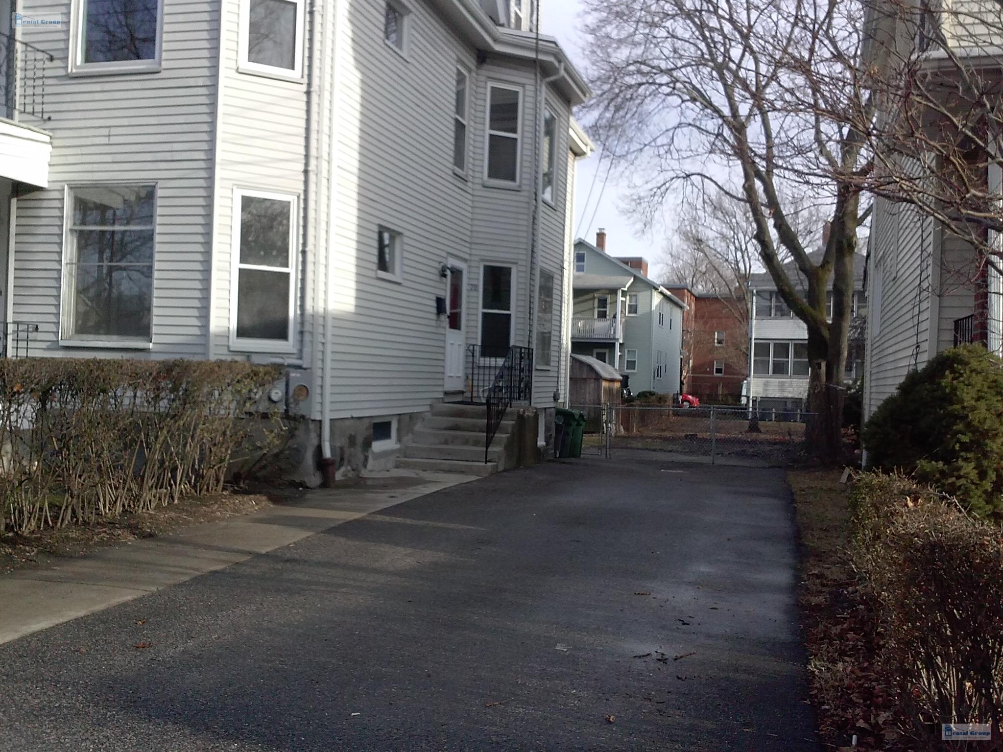 70 Dexter Ave, Mount Auburn (Watertown)