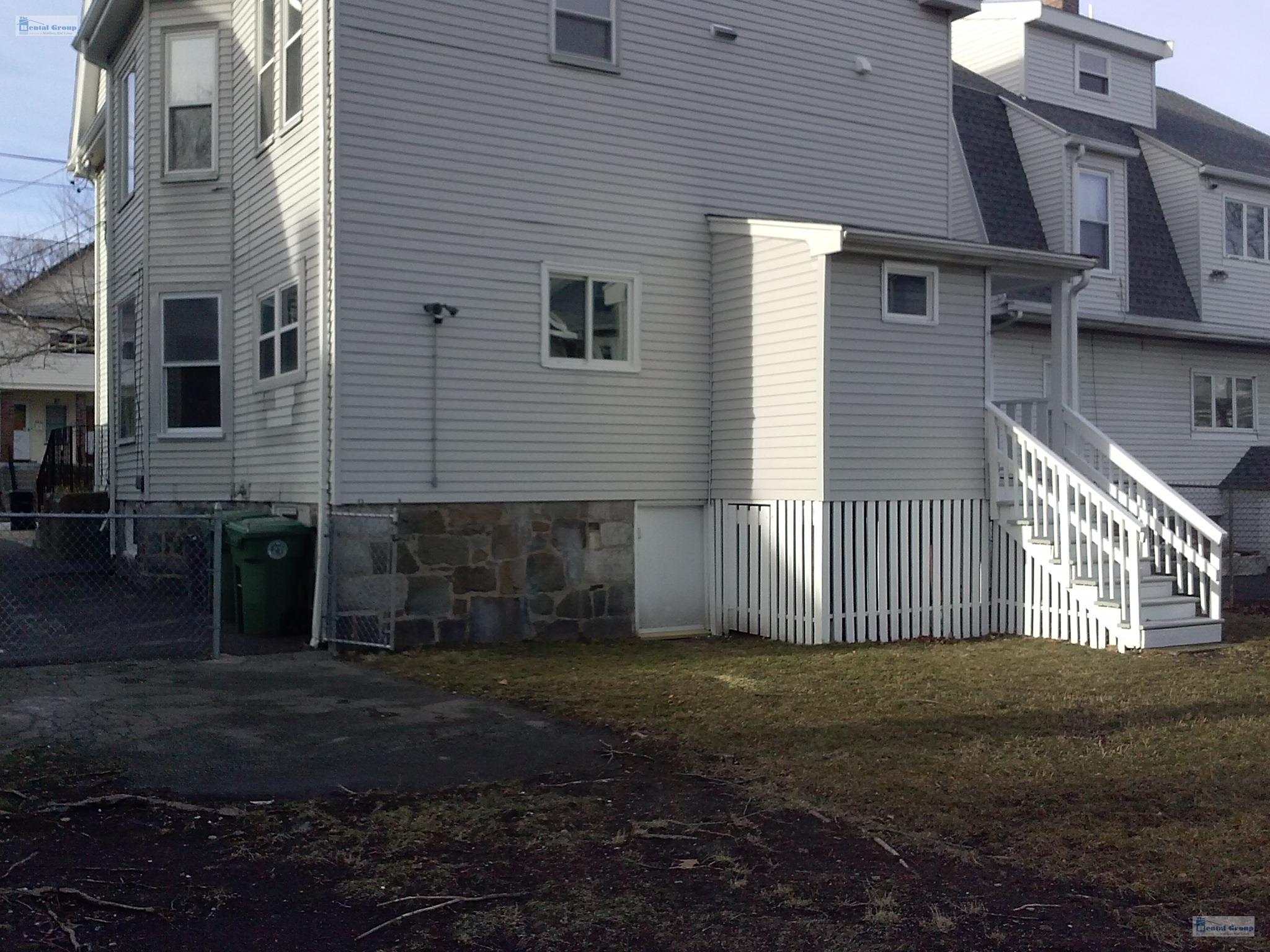 70 Dexter Ave, Mount Auburn (Watertown)