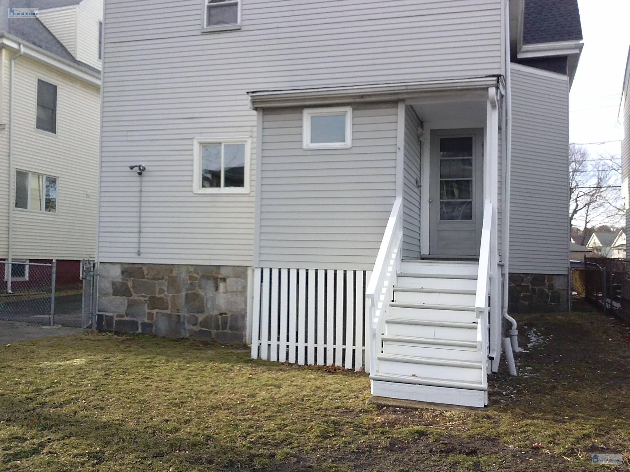 70 Dexter Ave, Mount Auburn (Watertown)