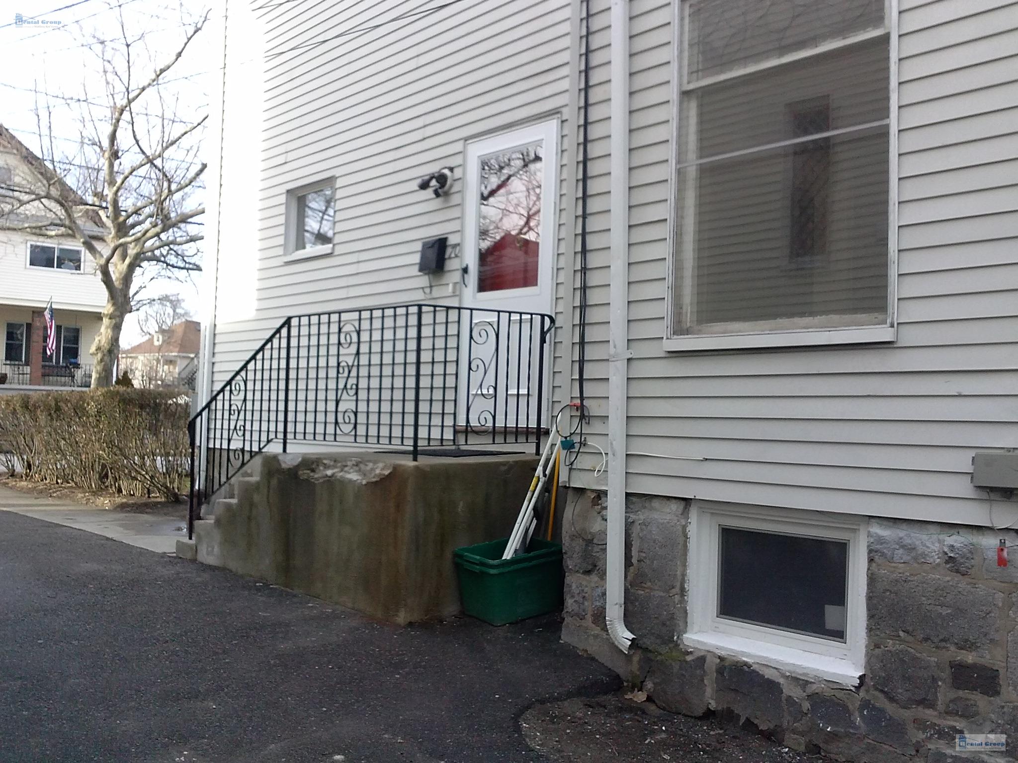 70 Dexter Ave, Mount Auburn (Watertown)