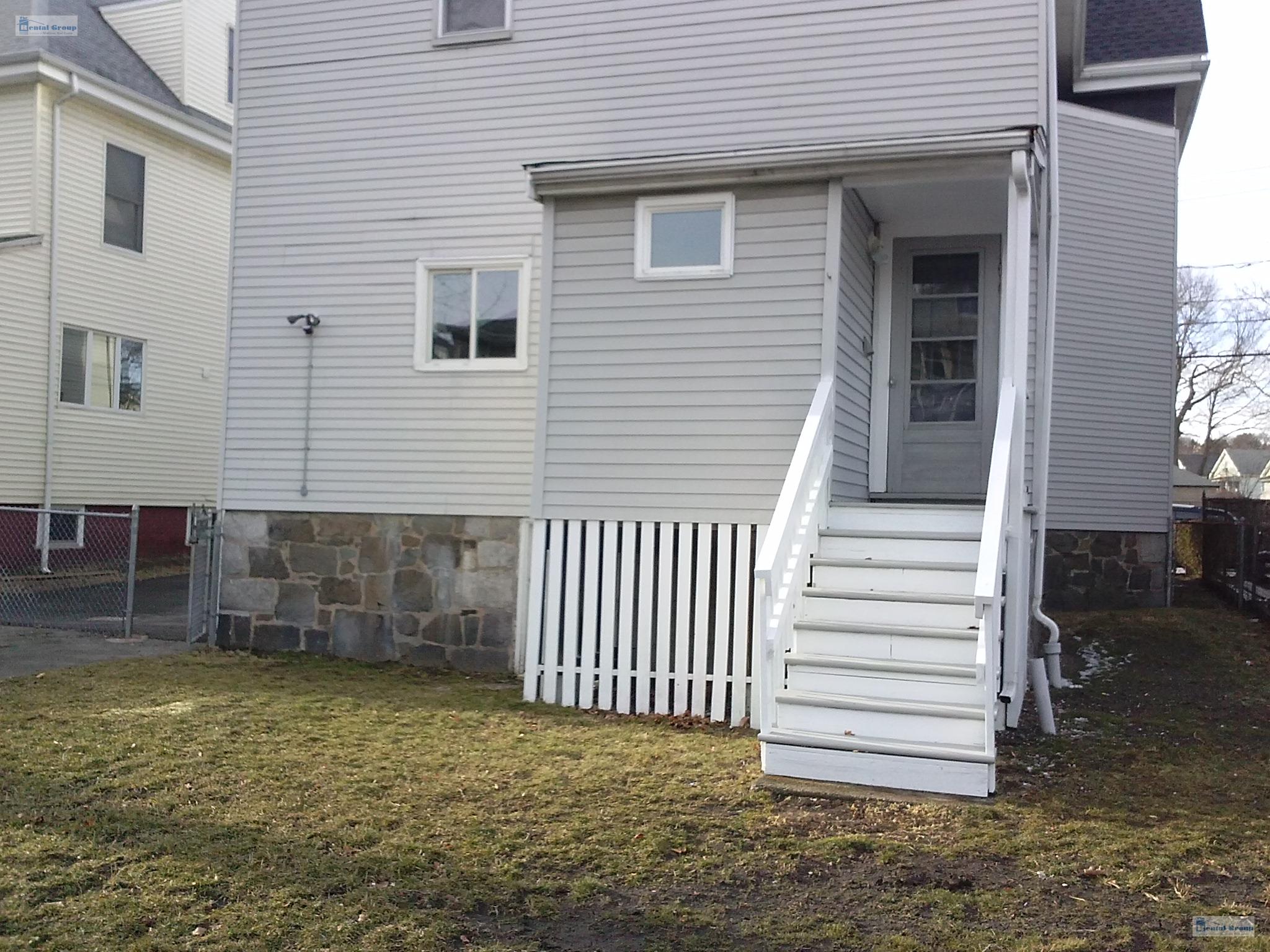 70 Dexter Ave, Mount Auburn (Watertown)