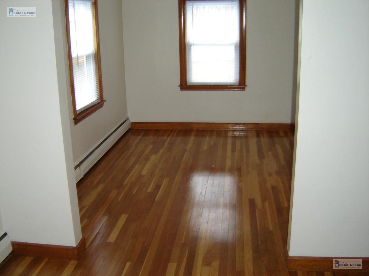 1 Tyler Ave, Medford