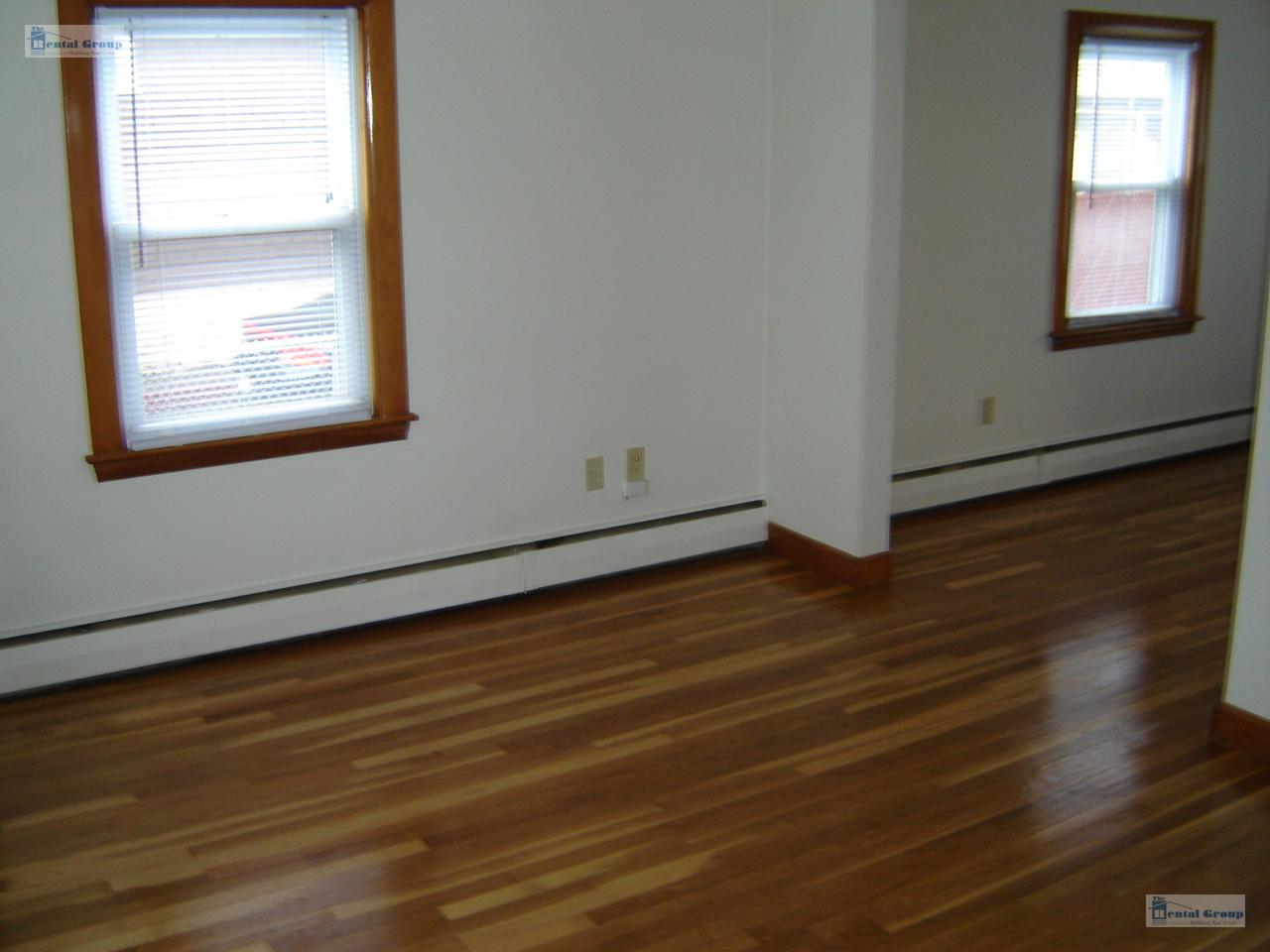 1 Tyler Ave, Medford