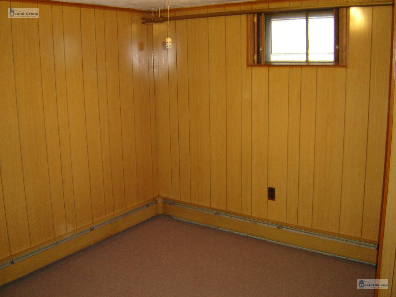 1 Tyler Ave, Medford