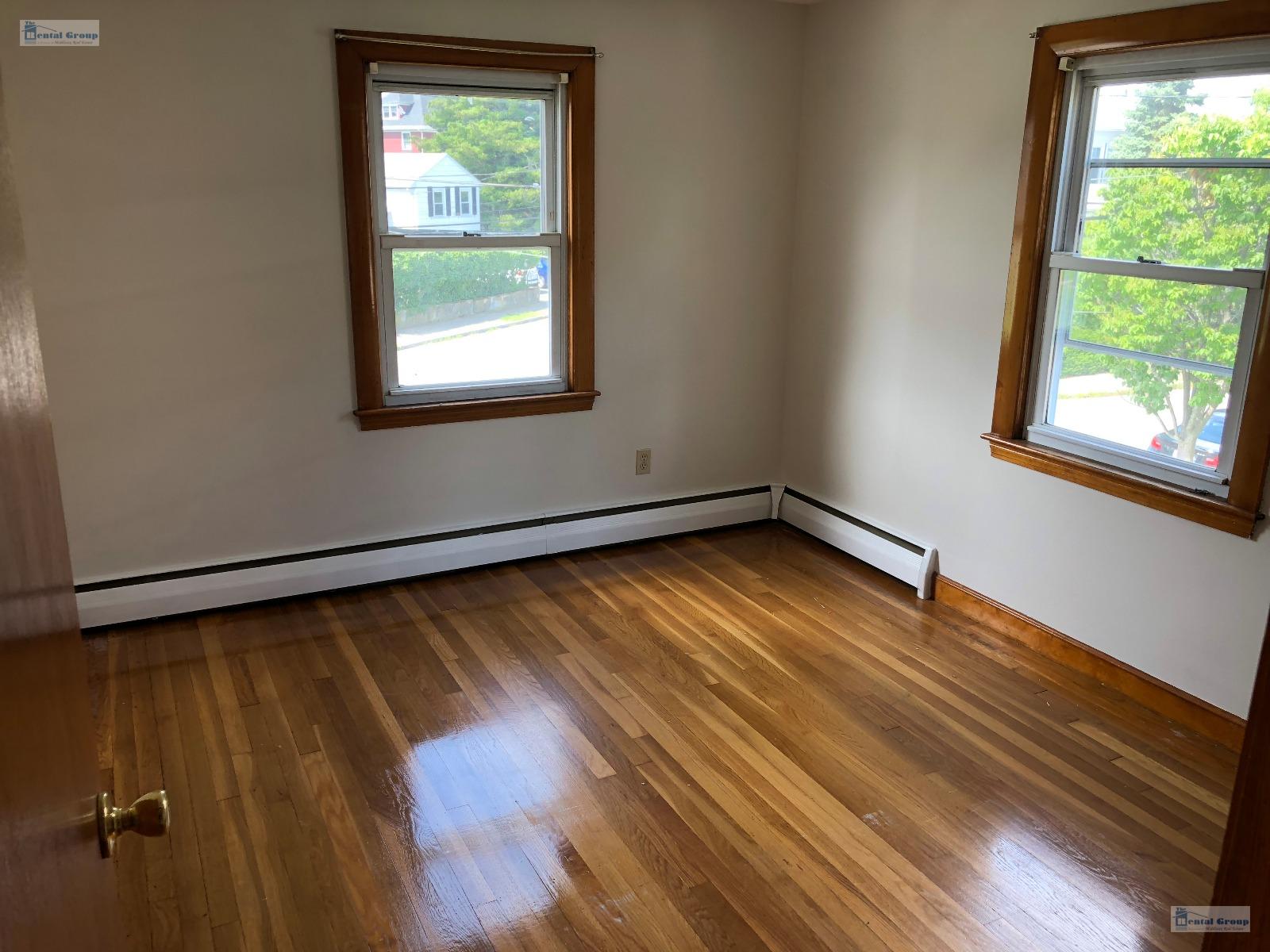 1 Tyler Ave, Medford