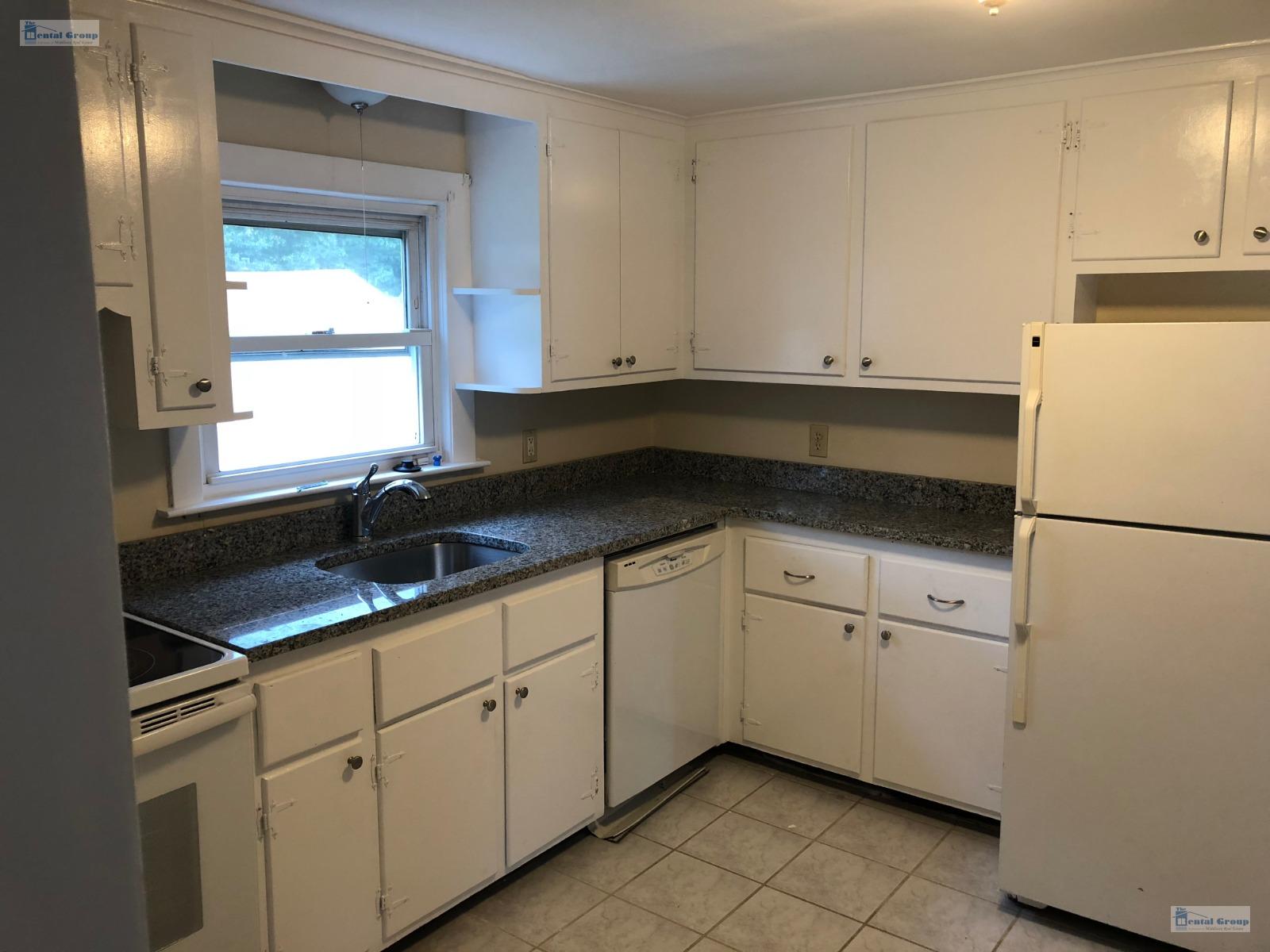 1 Tyler Ave, Medford