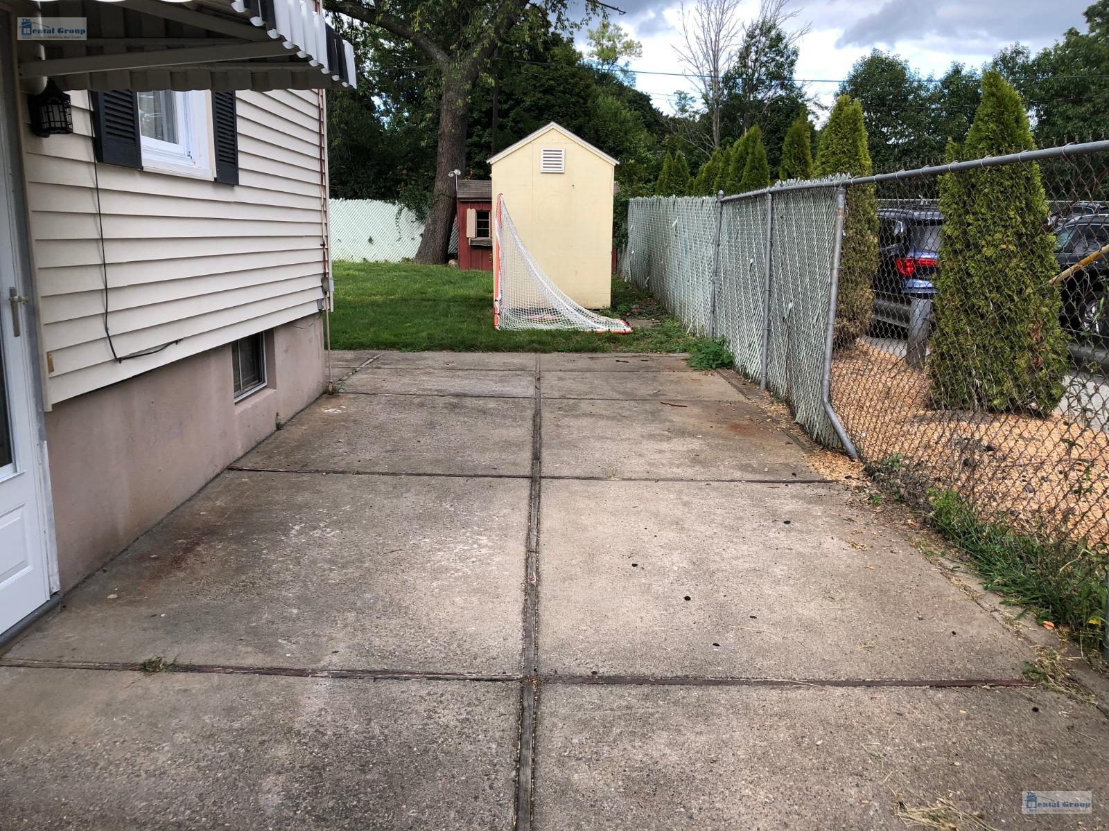 1 Tyler Ave, Medford