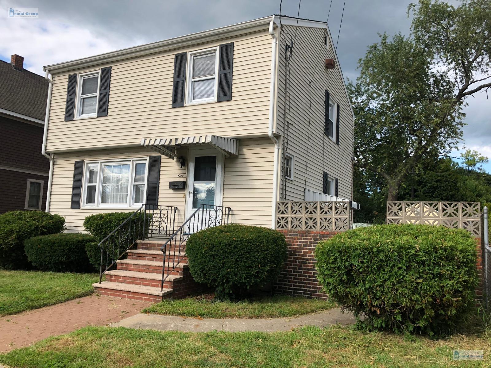 1 Tyler Ave, Medford