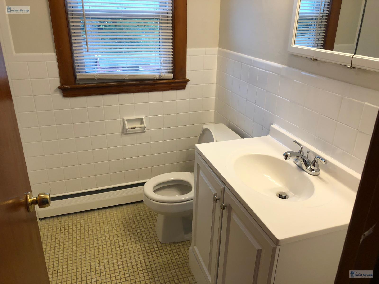 1 Tyler Ave, Medford