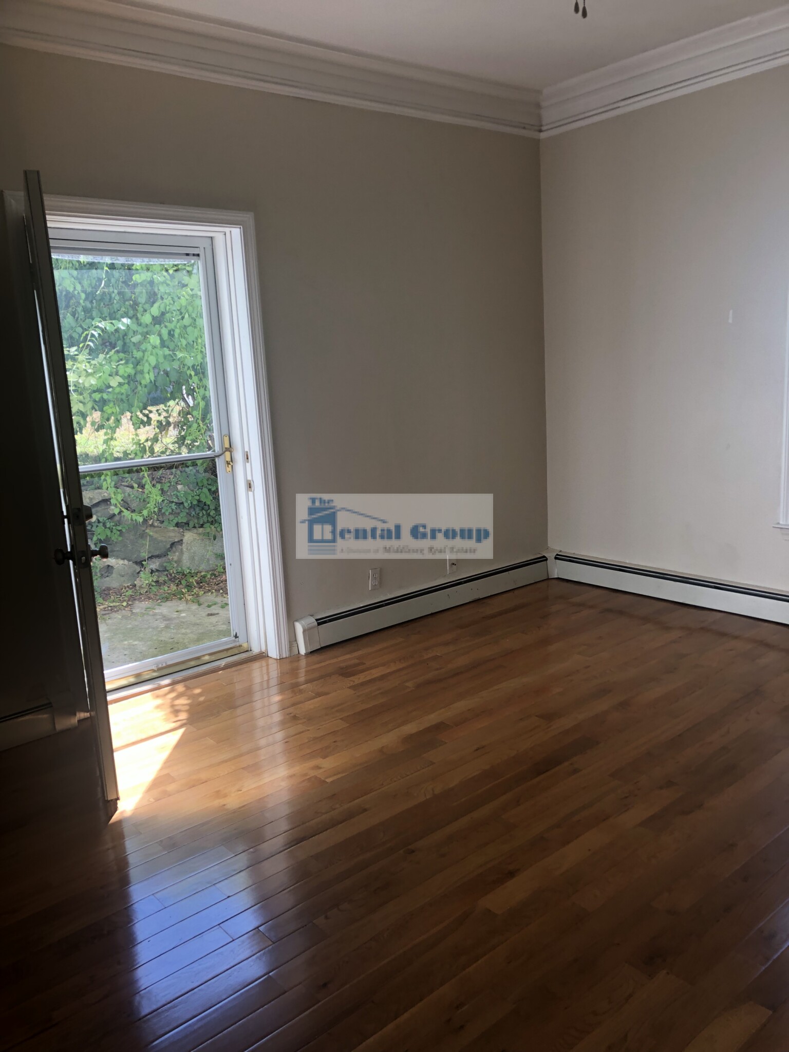 42 Irving St, Medford