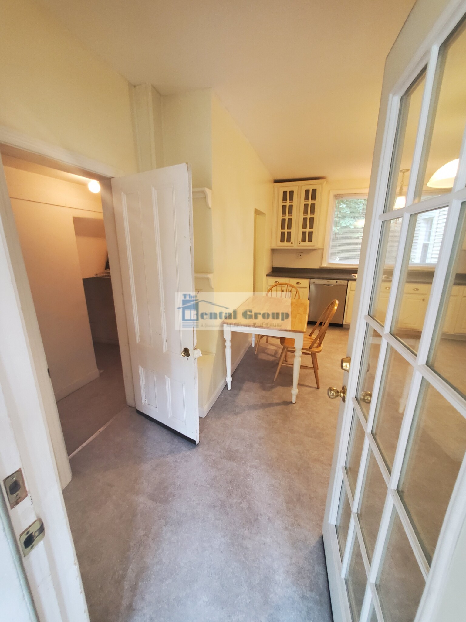 42 Irving St, Medford