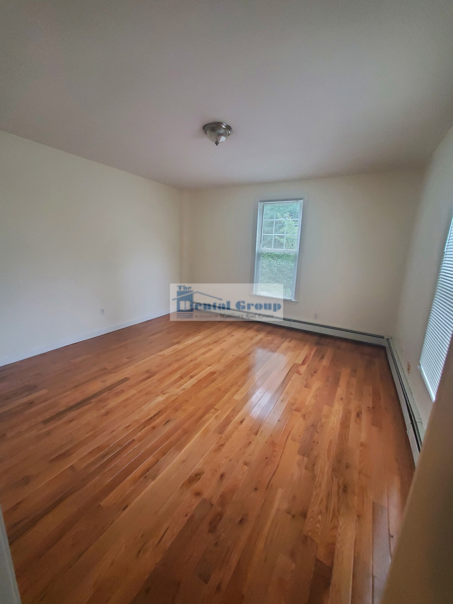 42 Irving St, Medford