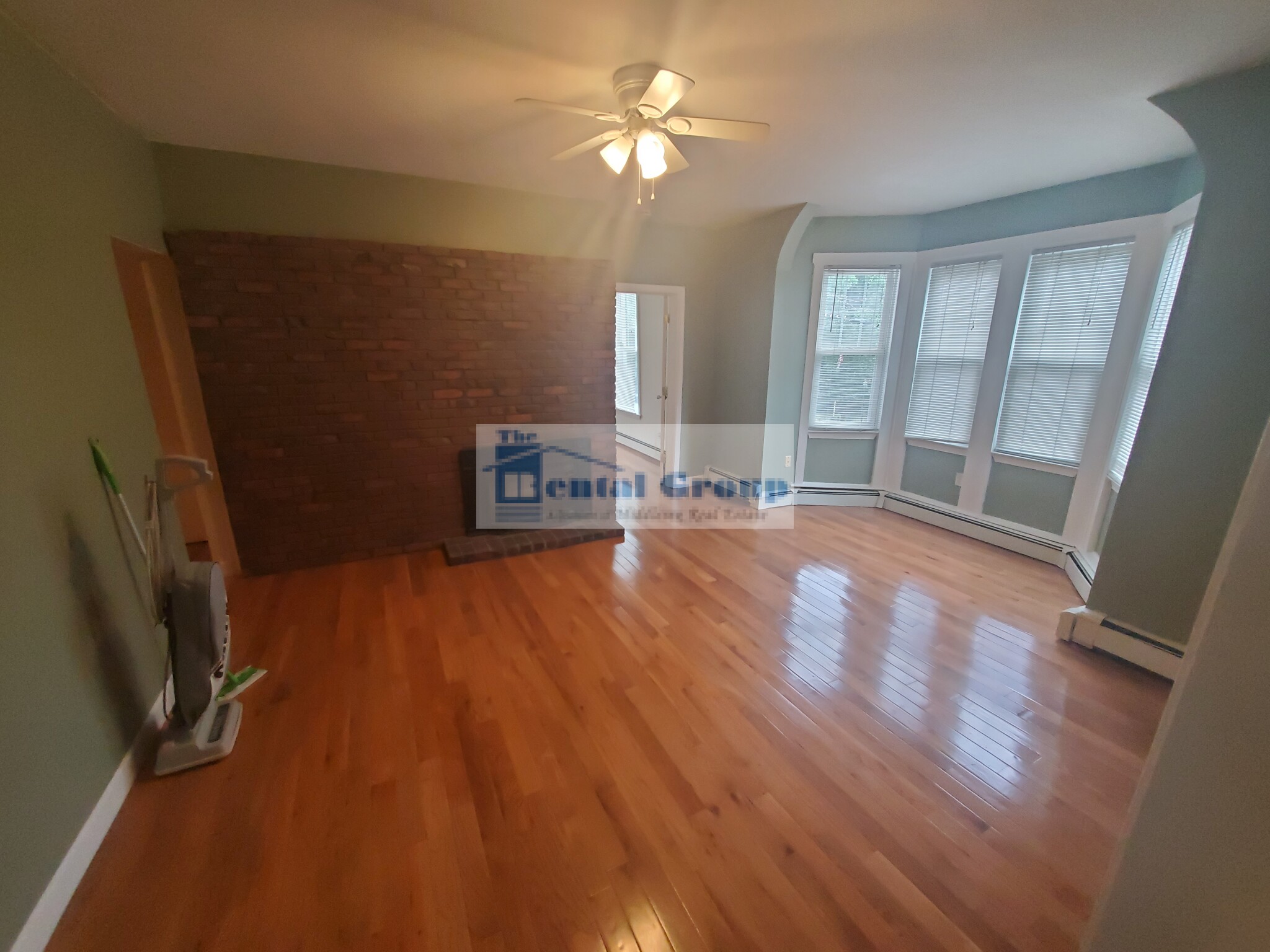 42 Irving St, Medford