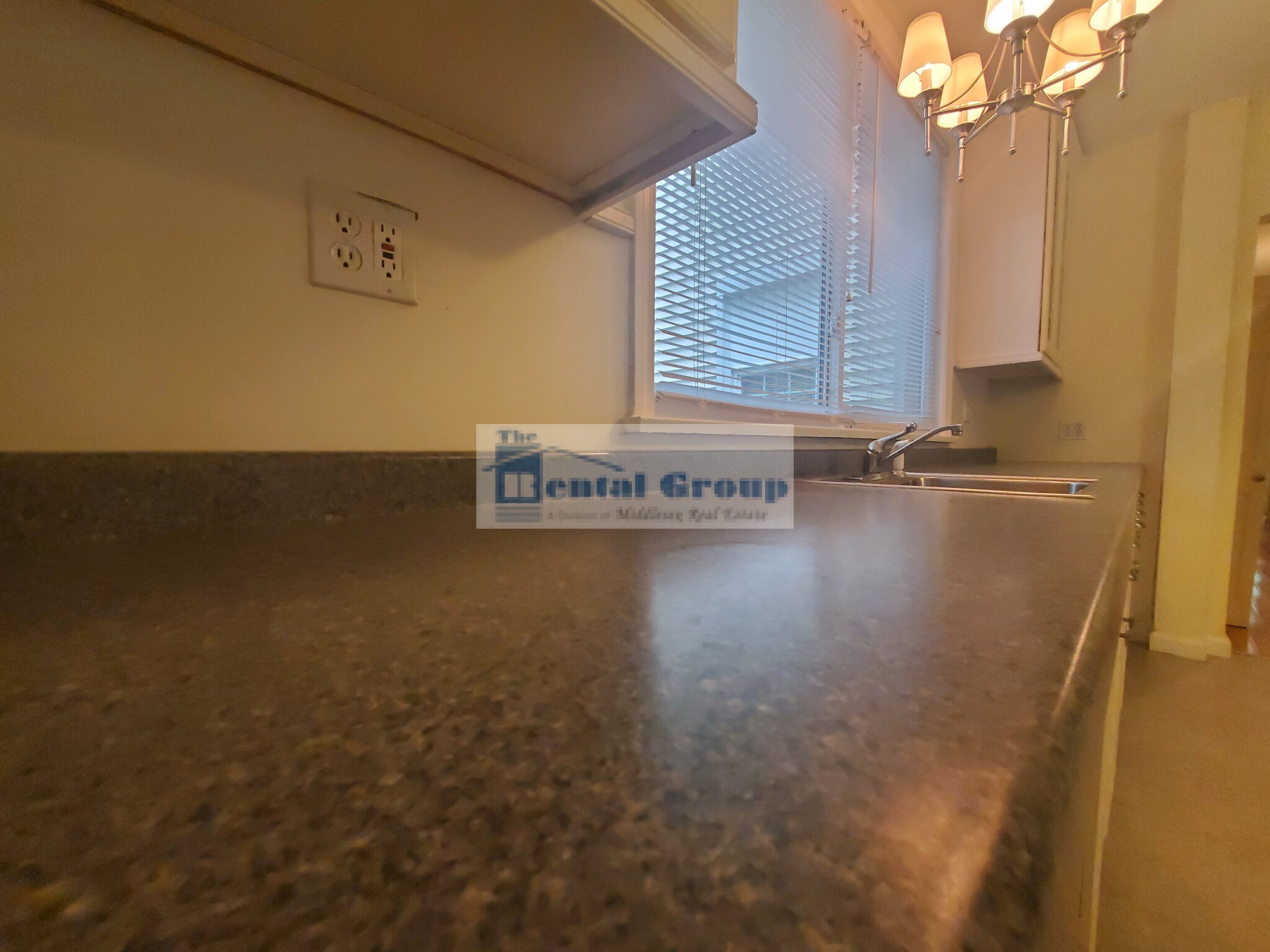 42 Irving St, Medford