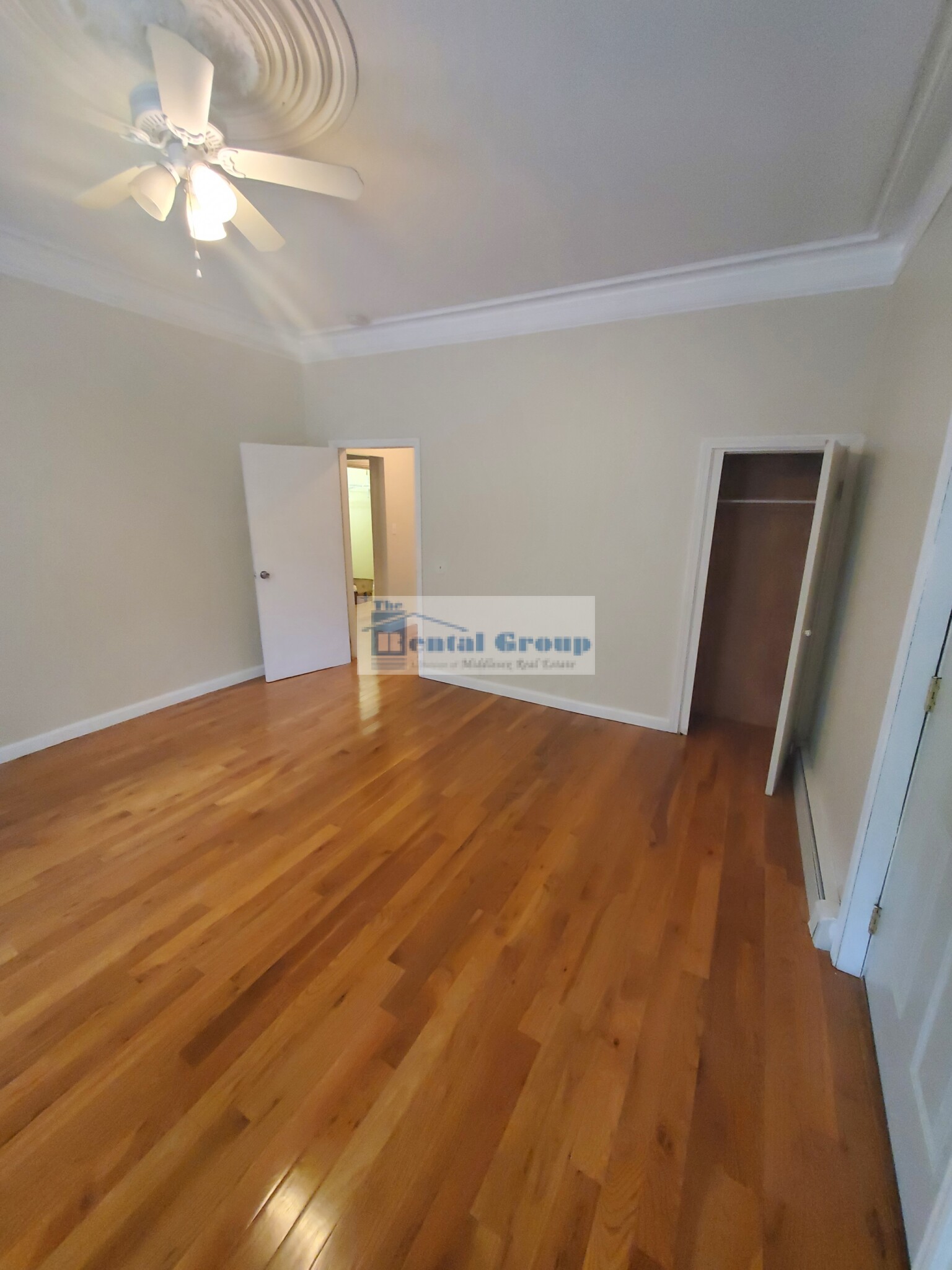 42 Irving St, Medford