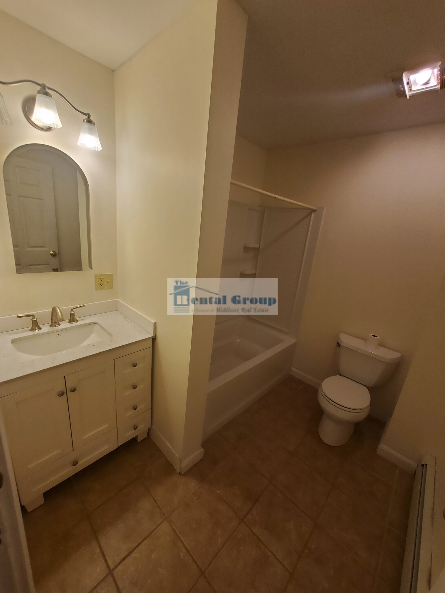 42 Irving St, Medford