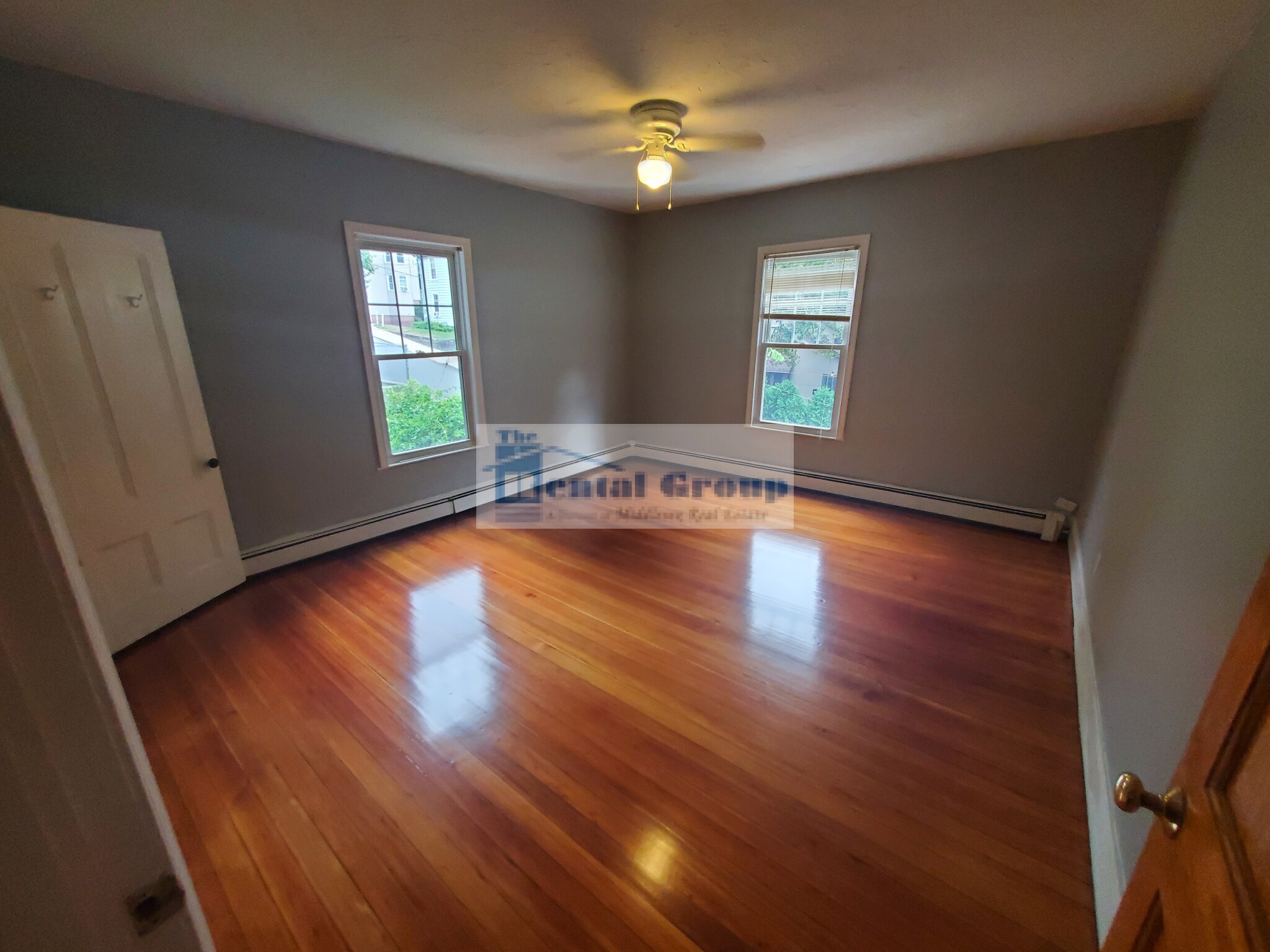 42 Irving St, Medford