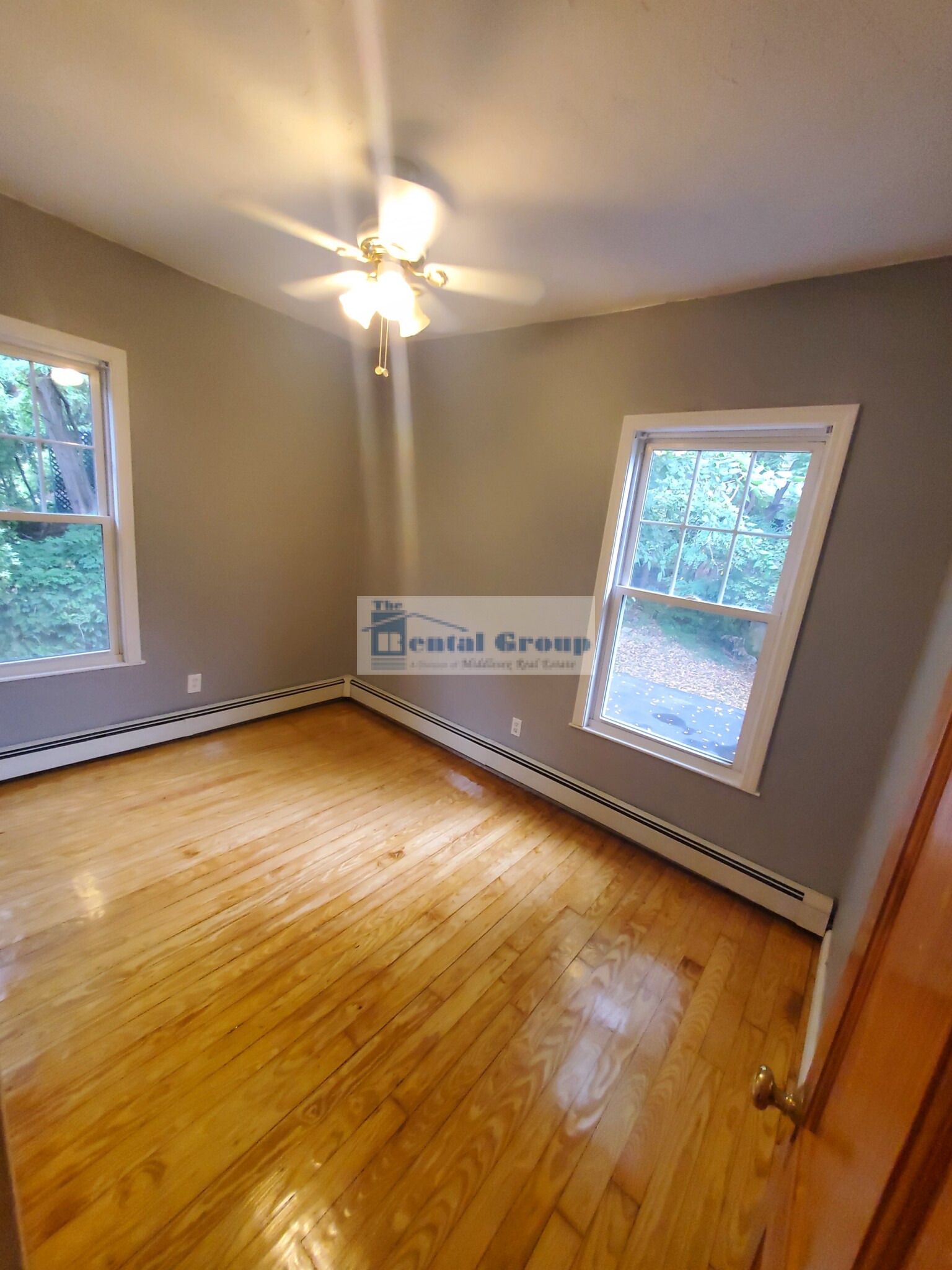 42 Irving St, Medford