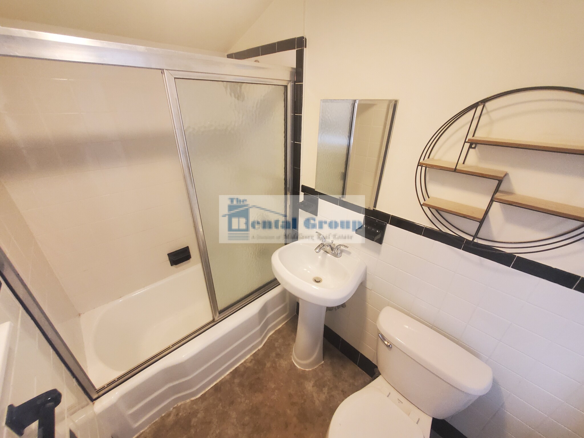 Photos of apartment on North Beacon St.,Watertown MA 02472