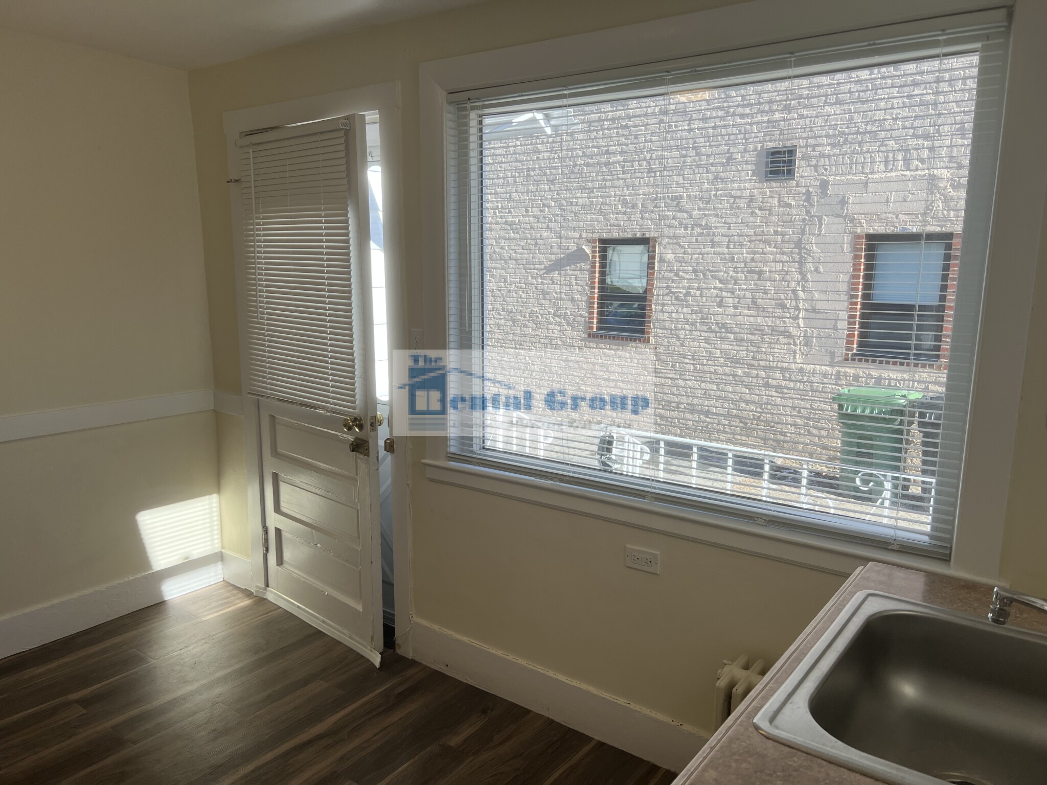 Photos of apartment on North Beacon St.,Watertown MA 02472