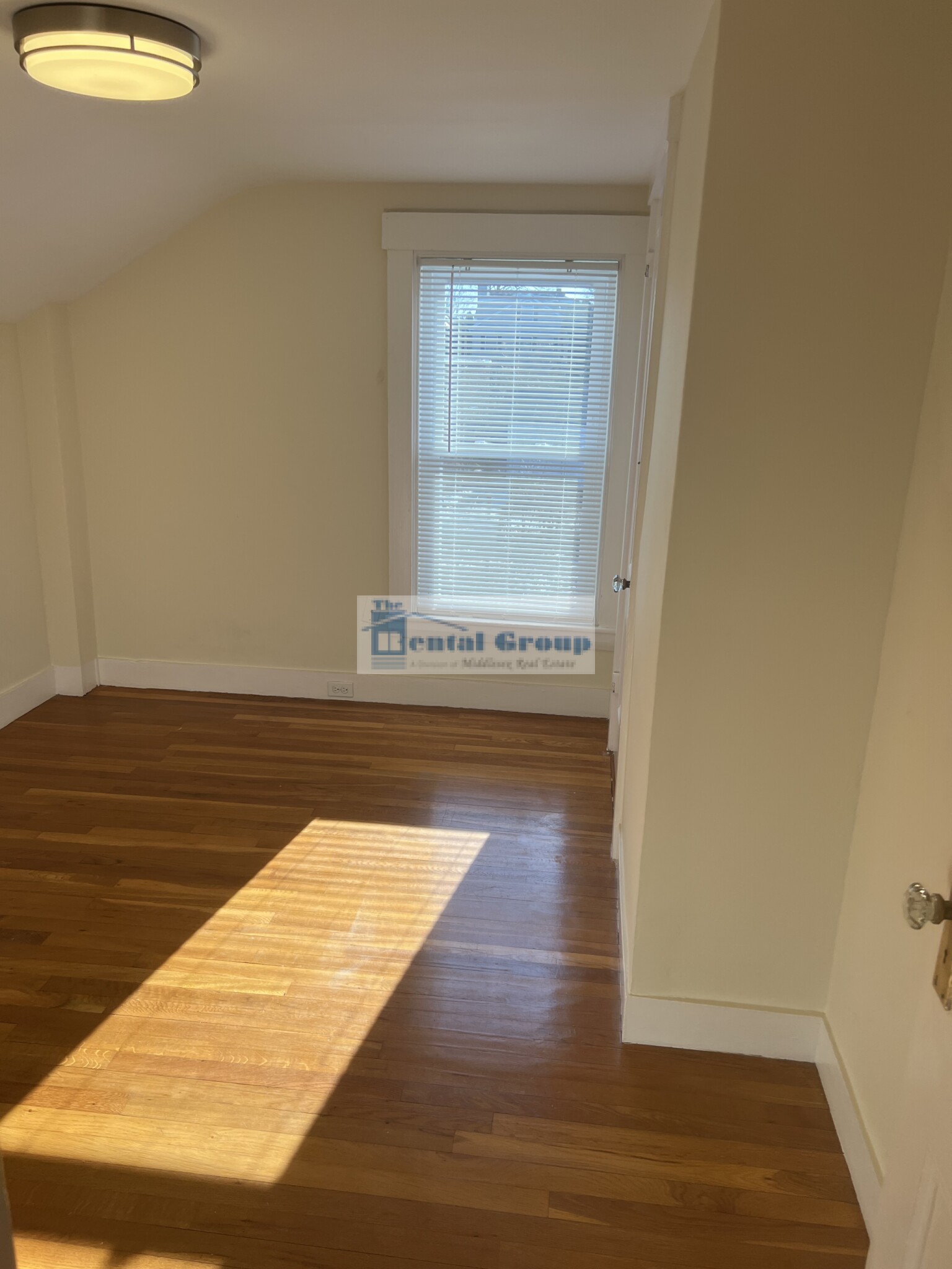 Photos of apartment on North Beacon St.,Watertown MA 02472