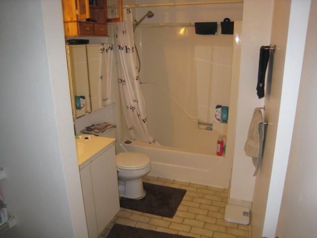 102 Gainsborough St, Fenway